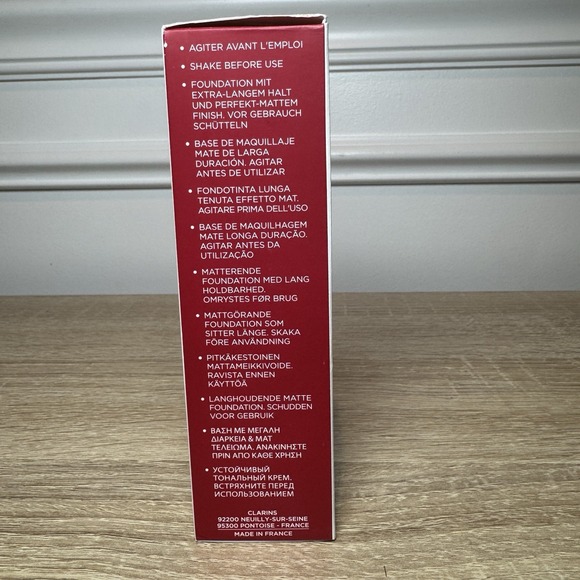 Clarins Everlasting Full Coverage Long Wearing &‎ Hydrating Matte 120C  30ml - Picture 2 of 5